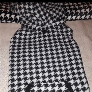 Like New Houndstooth Hoodie Vest Harness for Dog
